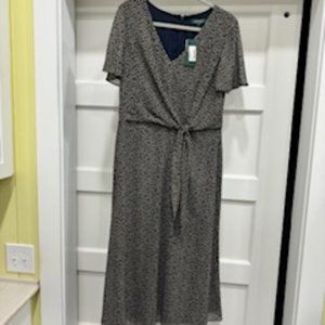 Ralph Lauren Women's Tie Front Casual Dress. Size 10, Navy